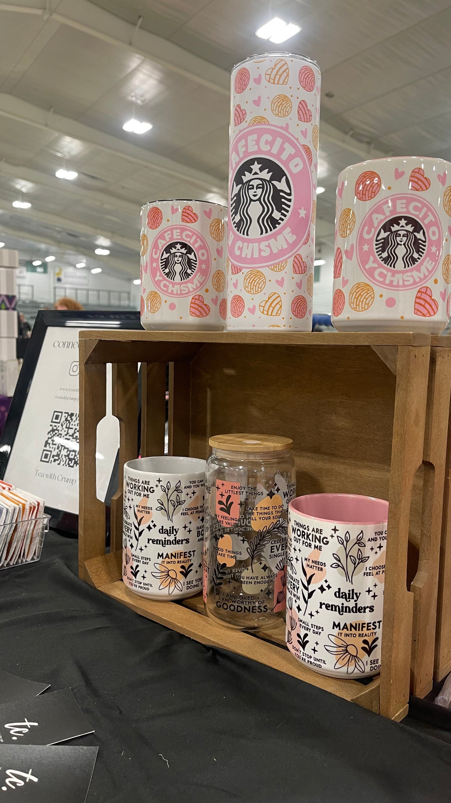 Cafecito Y Chisme Skinny Tumbler